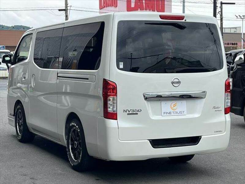 NV350 CARAVAN