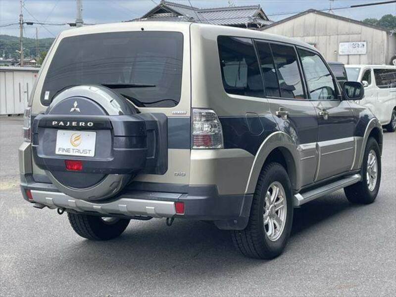 PAJERO