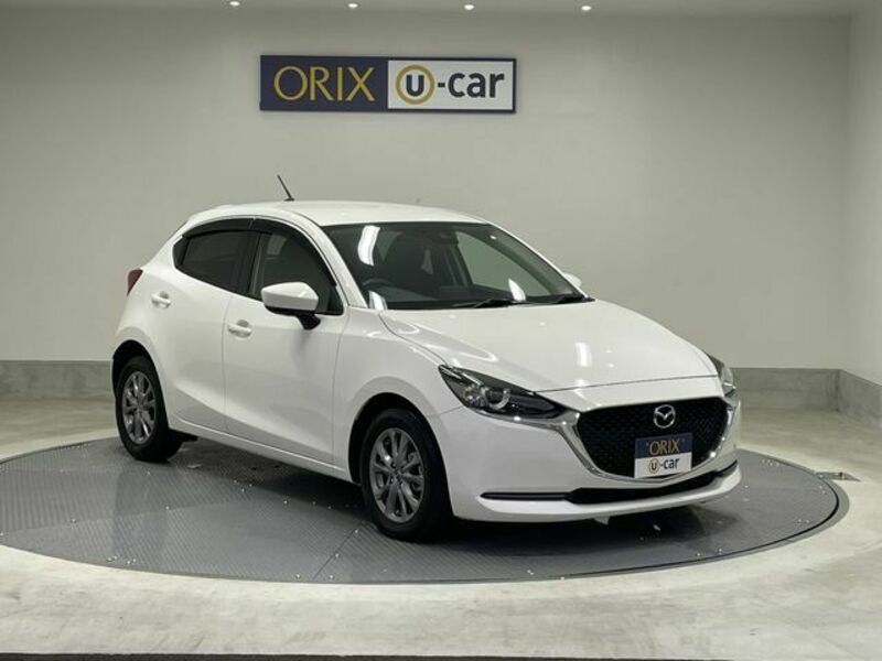 MAZDA2