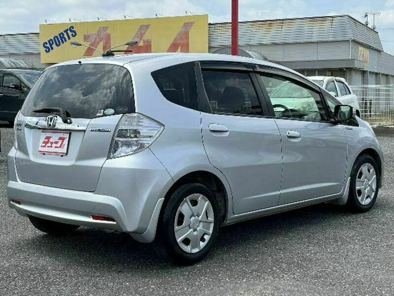 FIT HYBRID