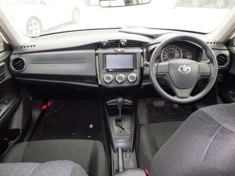 COROLLA AXIO
