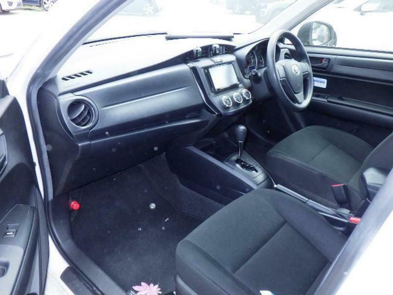 COROLLA AXIO