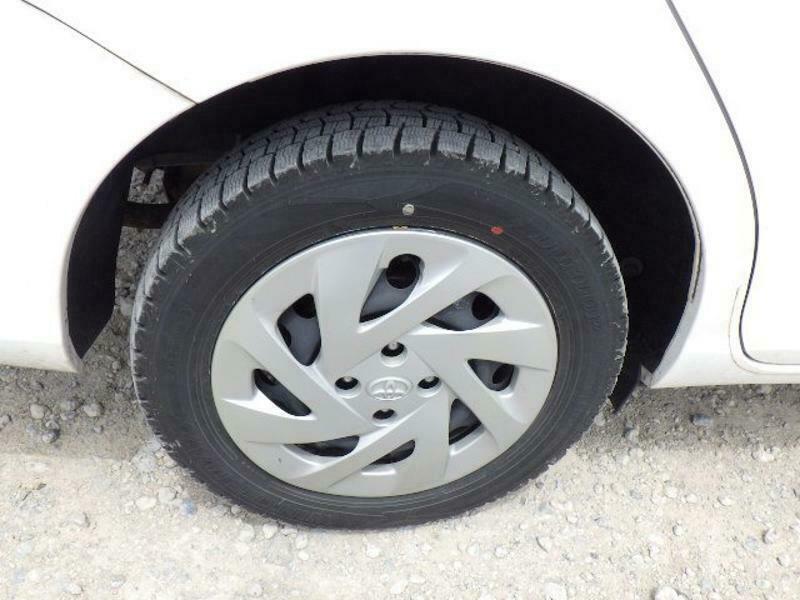 COROLLA AXIO