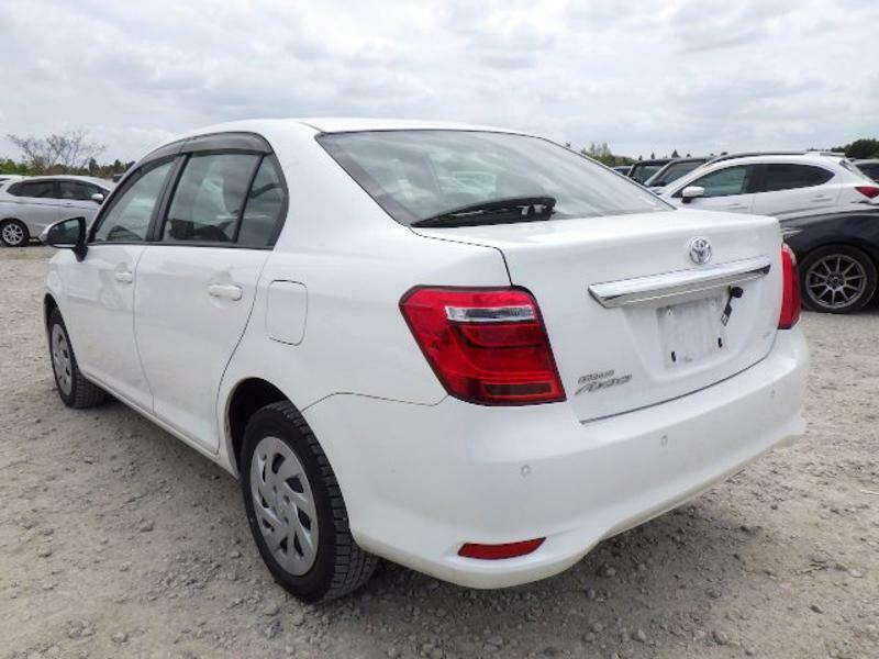 COROLLA AXIO