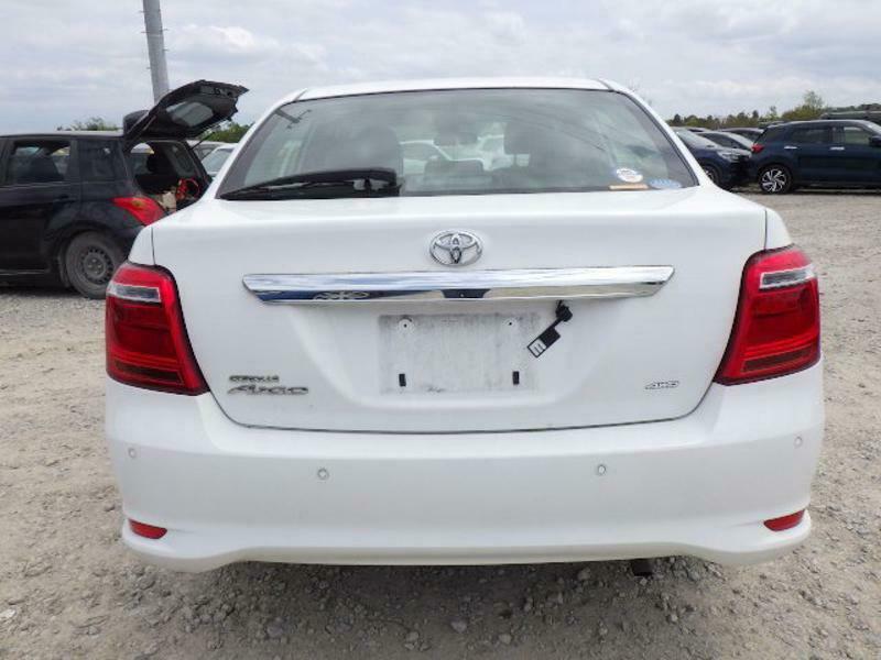 COROLLA AXIO