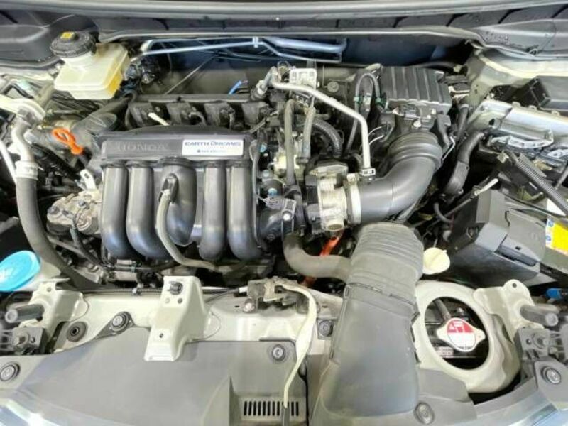FIT HYBRID