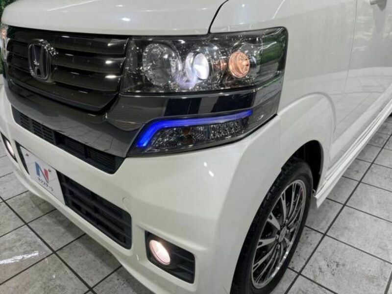 N BOX CUSTOM