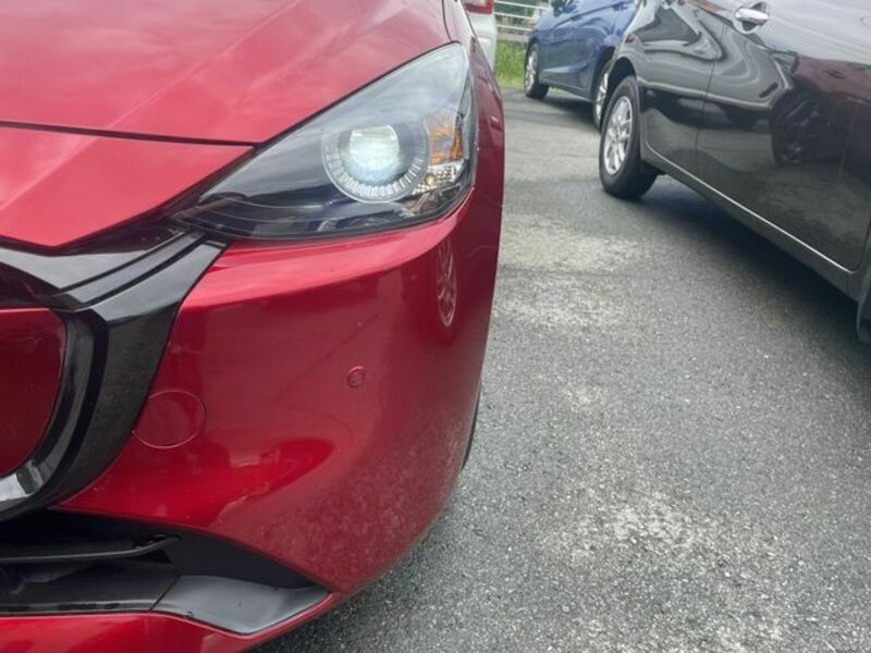 MAZDA2