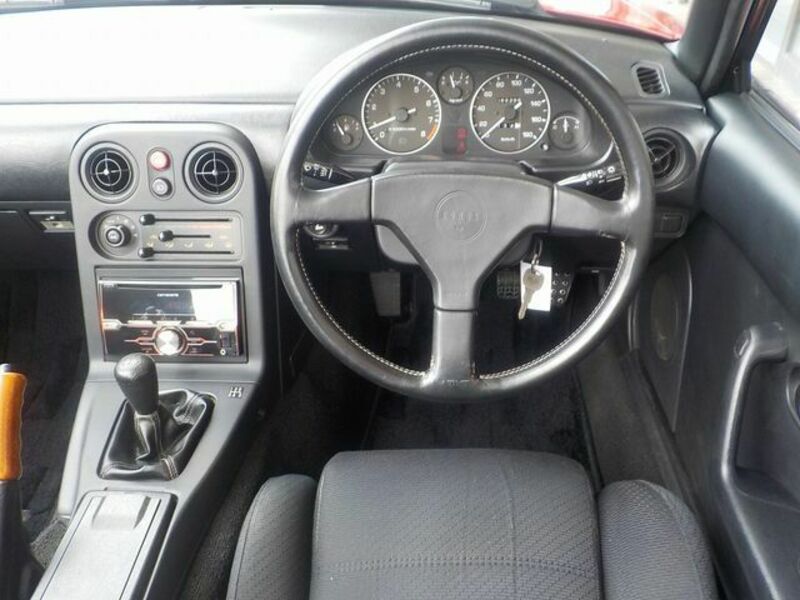 EUNOS ROADSTER