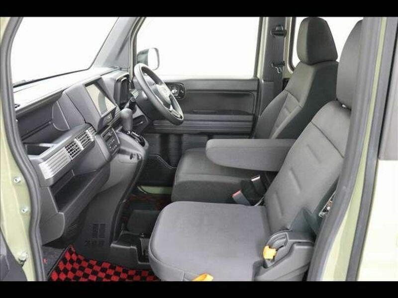 N-VAN