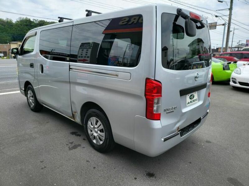 NV350 CARAVAN
