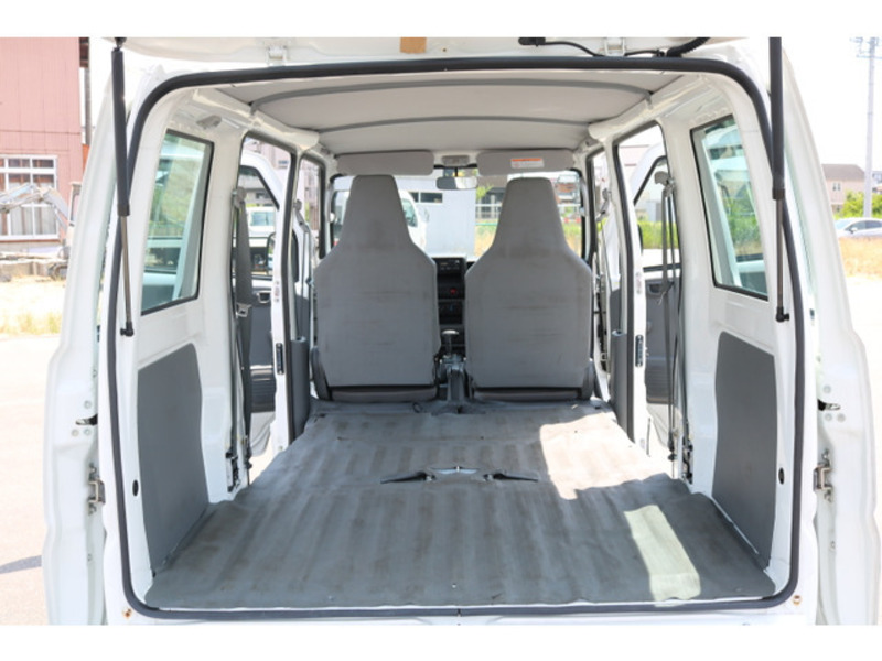 MINICAB VAN