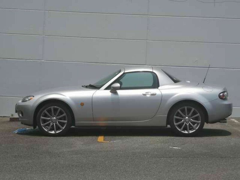 ROADSTER