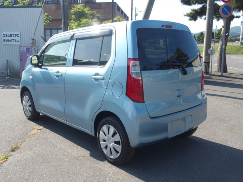 WAGON R