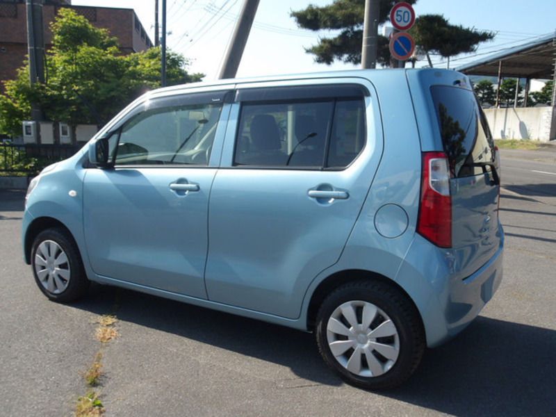 WAGON R