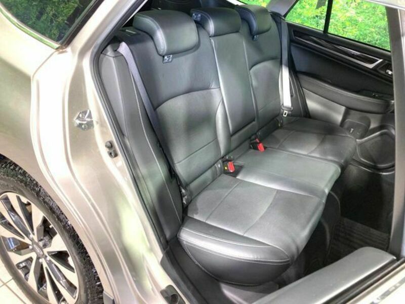 LEGACY OUTBACK