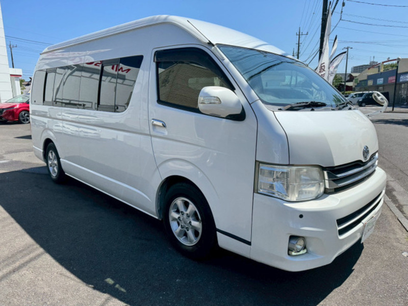 HIACE