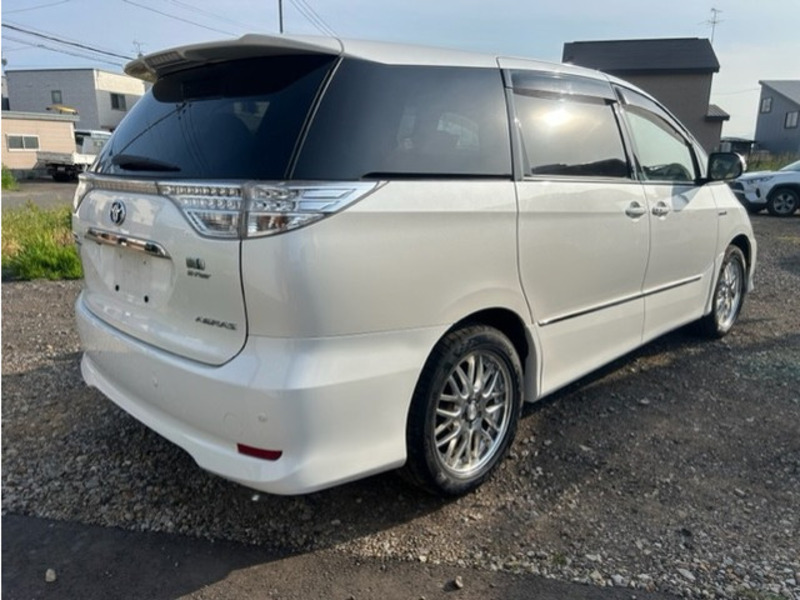 ESTIMA HYBRID