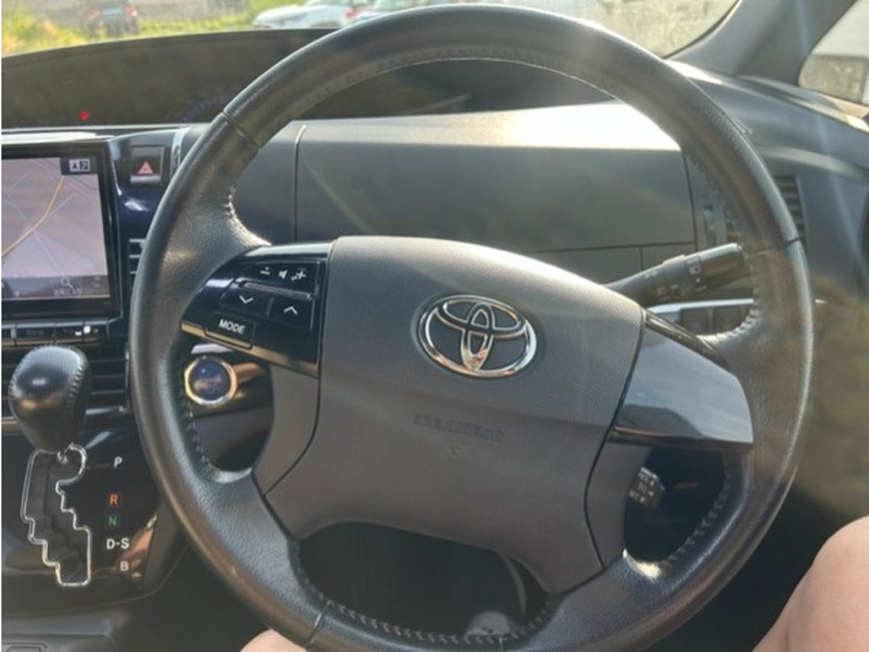 ESTIMA HYBRID