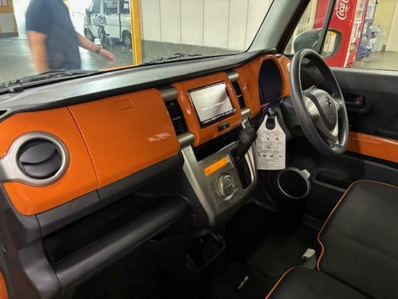 HUSTLER