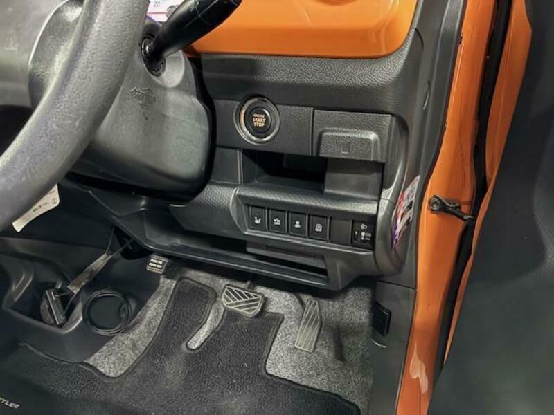 HUSTLER