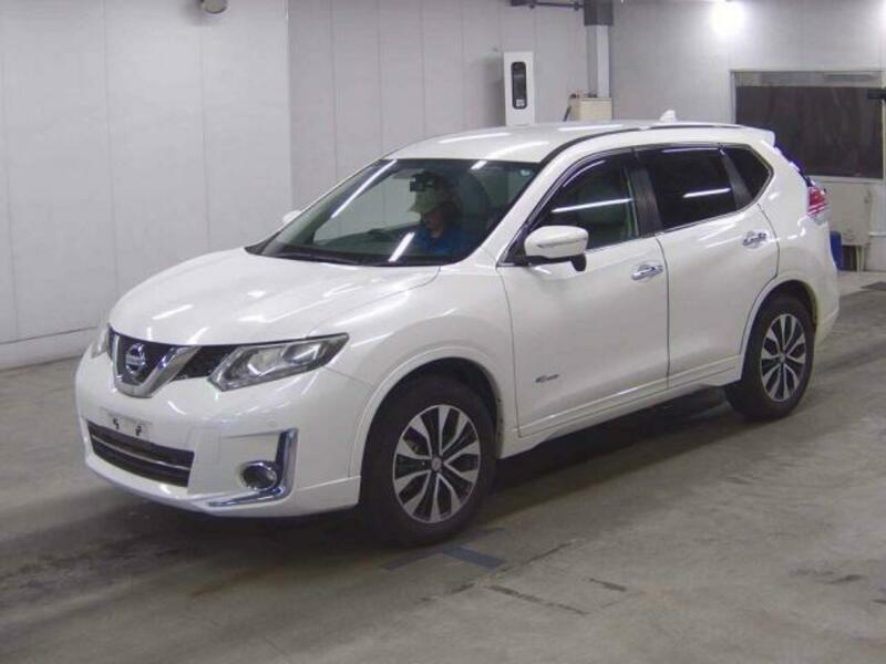 X-TRAIL