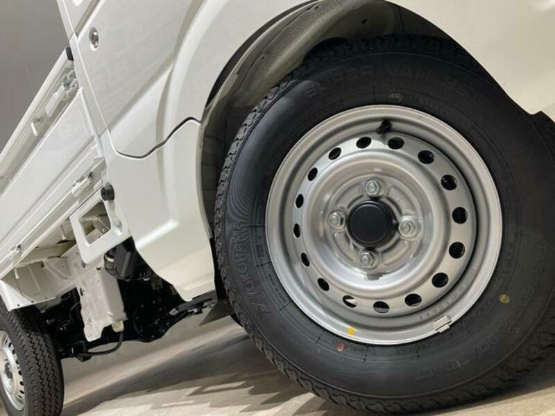 CLIPPER TRUCK
