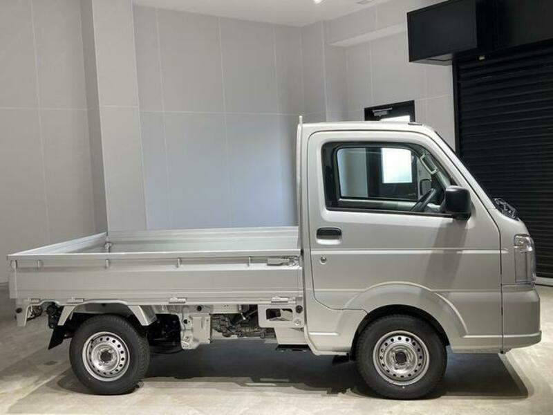 CLIPPER TRUCK