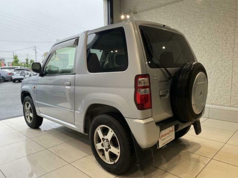 PAJERO MINI
