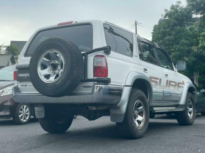 HILUX SURF