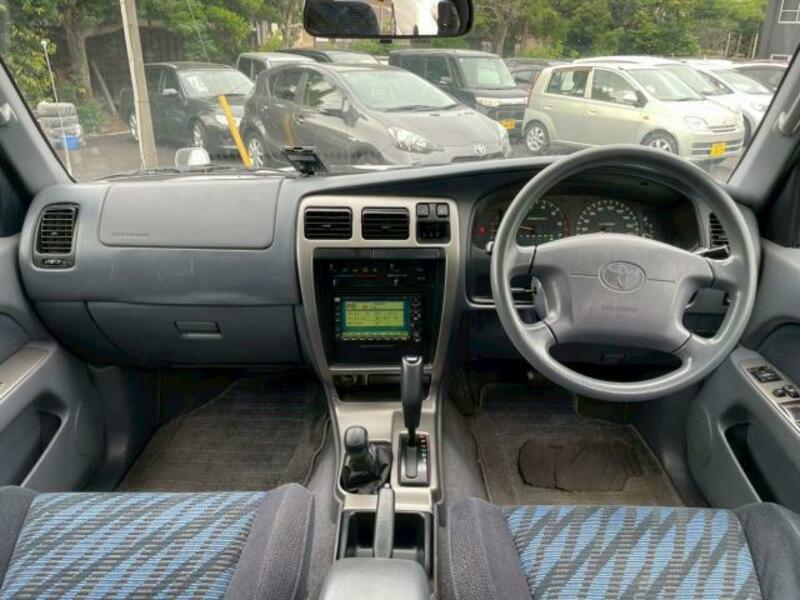 HILUX SURF