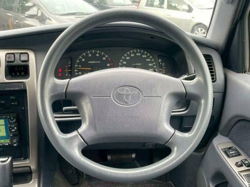 HILUX SURF