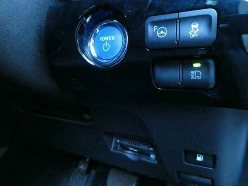 PRIUS-3