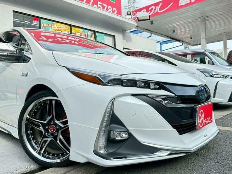 PRIUS PHV