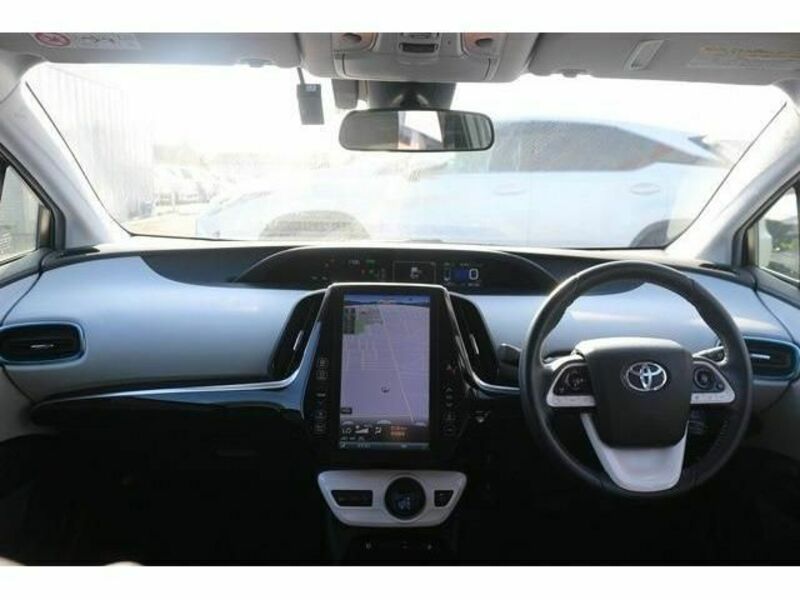 PRIUS PHV
