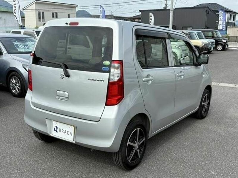 WAGON R