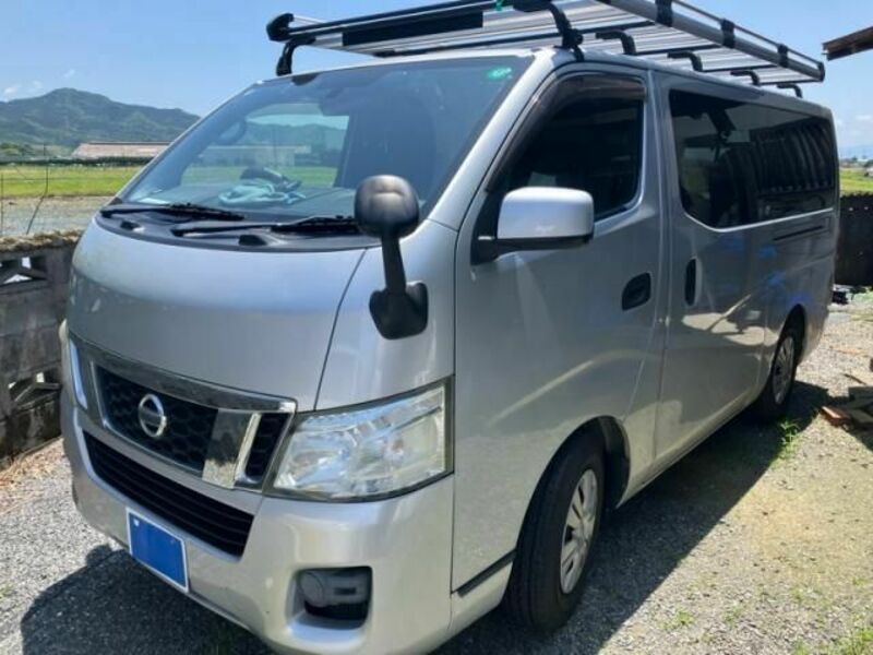 NV350 CARAVAN-0