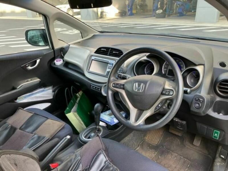 FIT HYBRID