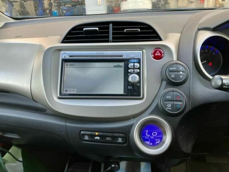 FIT HYBRID