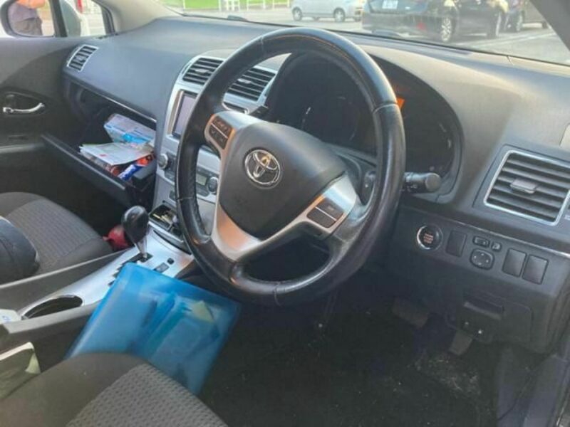 AVENSIS WAGON