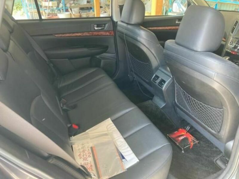 LEGACY OUTBACK