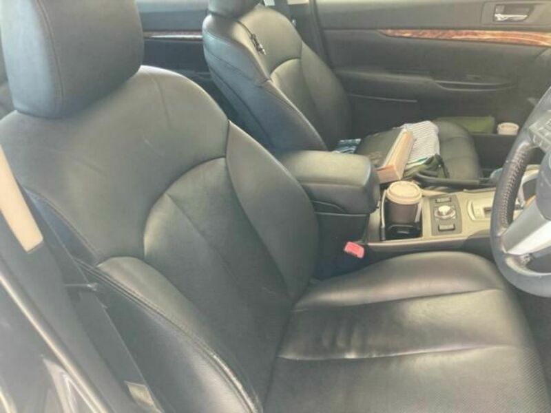 LEGACY OUTBACK