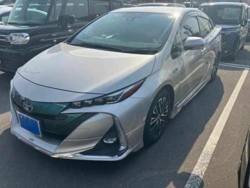 PRIUS PHV