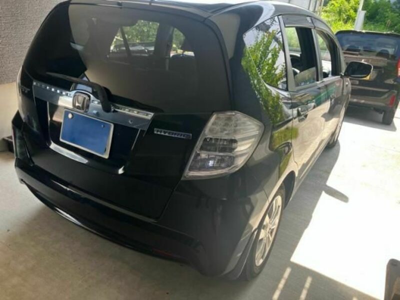 FIT HYBRID