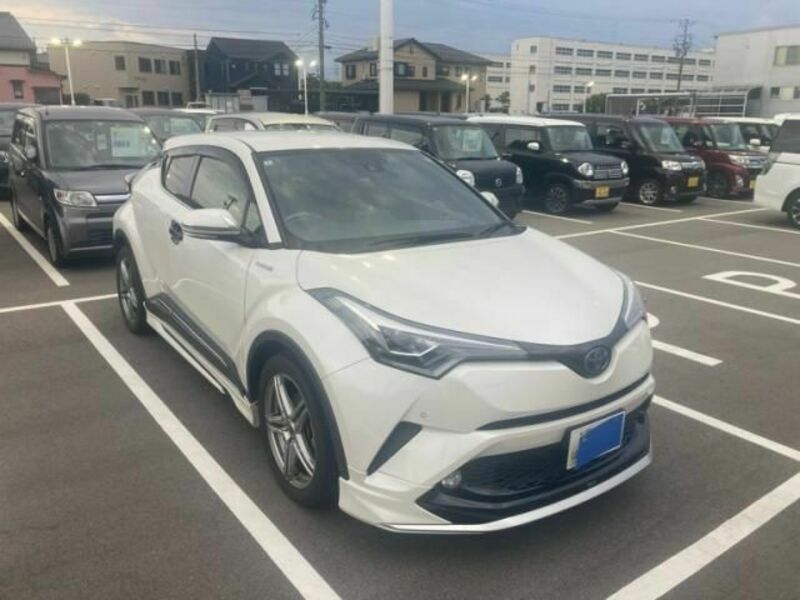 C-HR-0