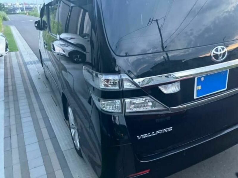 VELLFIRE
