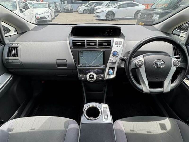 PRIUS ALPHA