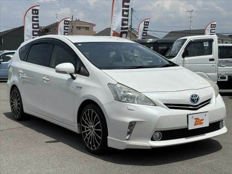 PRIUS ALPHA