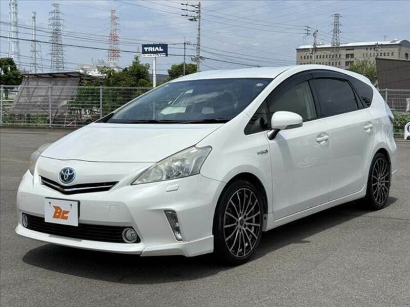 PRIUS ALPHA