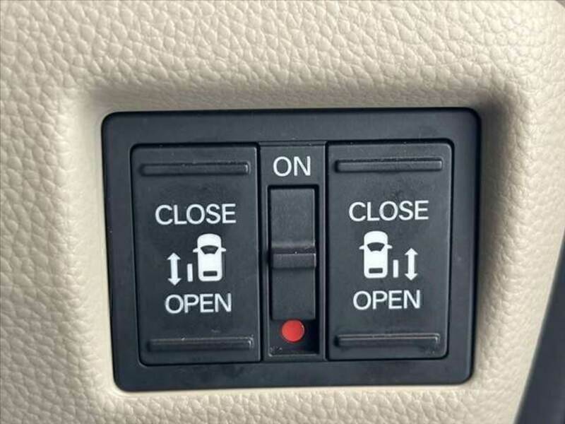 N BOX